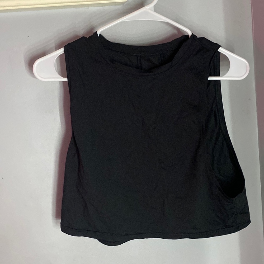 Lululemon cropped tank